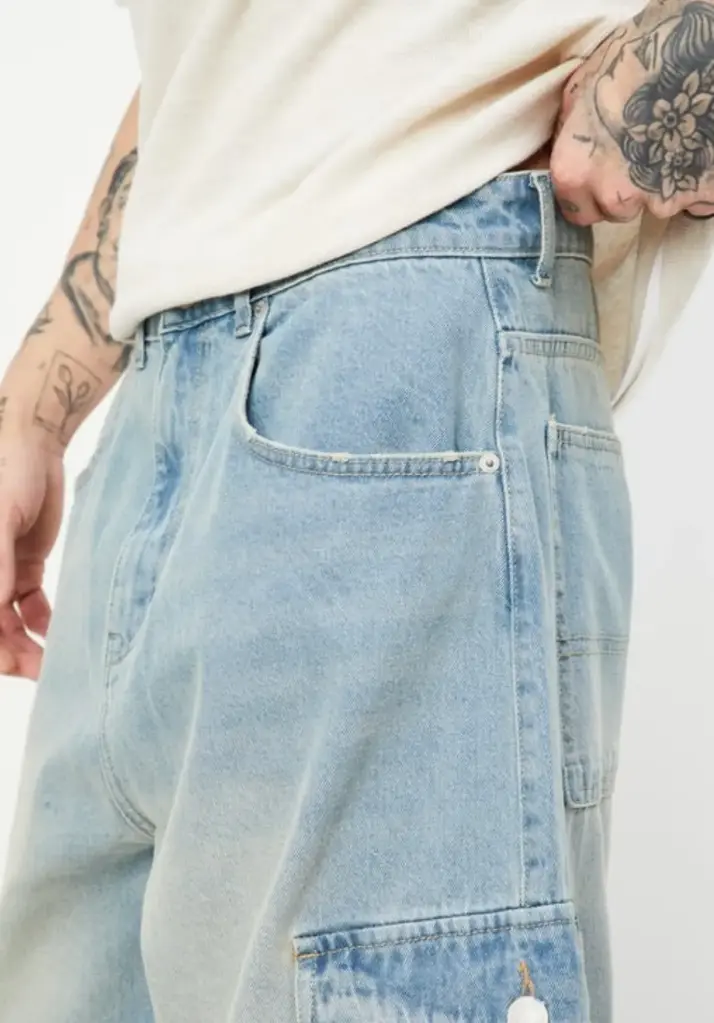 Men Loose Fit Cargo Jeans